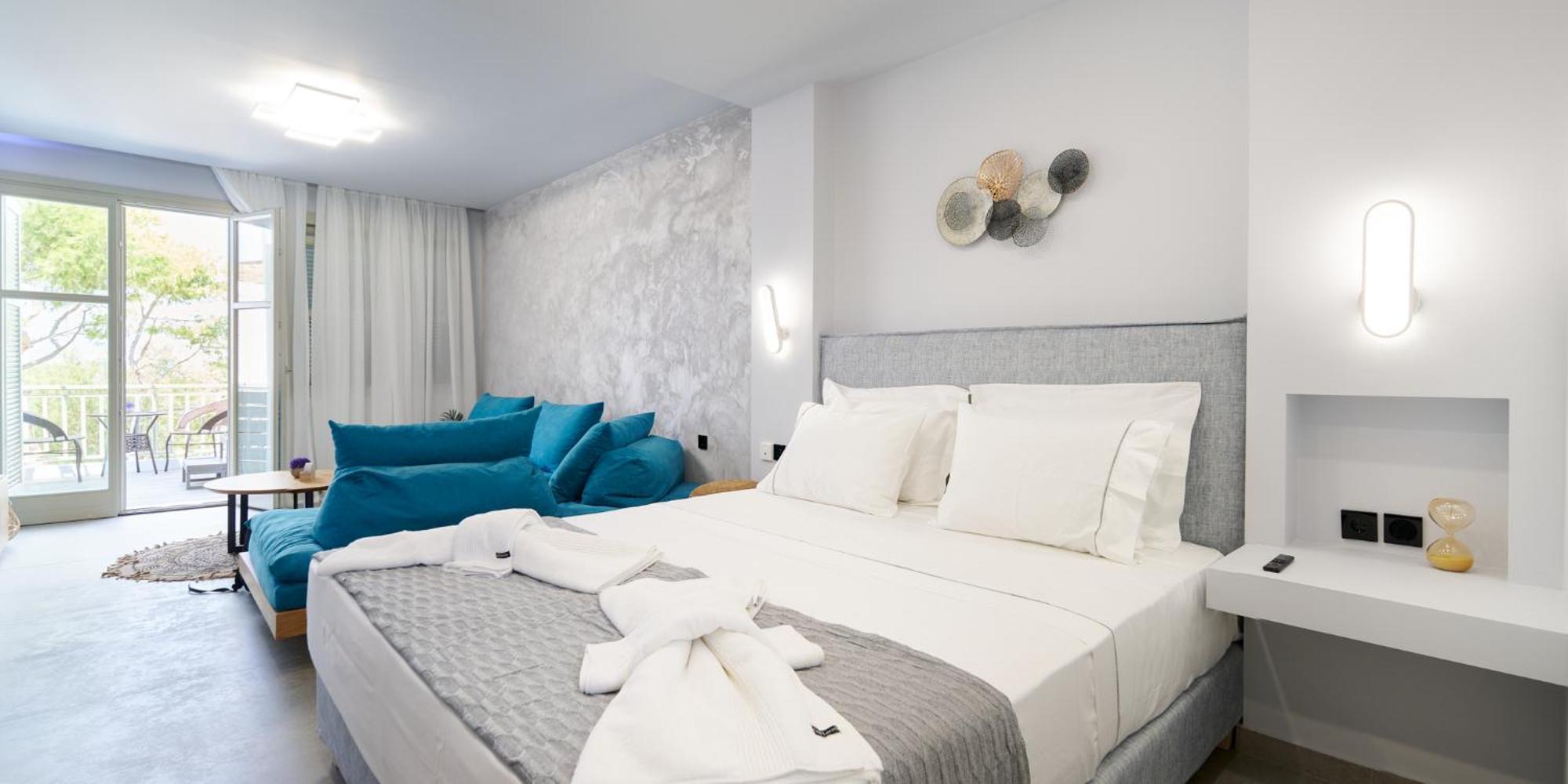 Sapphire Kythnos Suites Mérichas 外观 照片